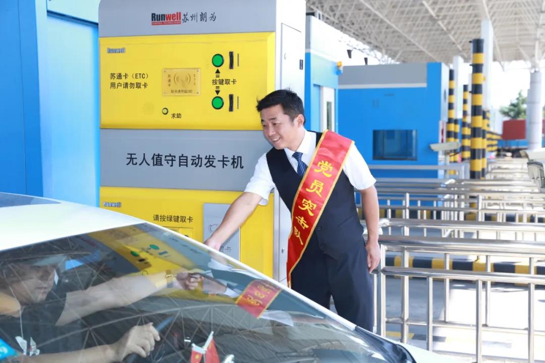 1596440875393070688.jpg 1596440875393070688.jpg