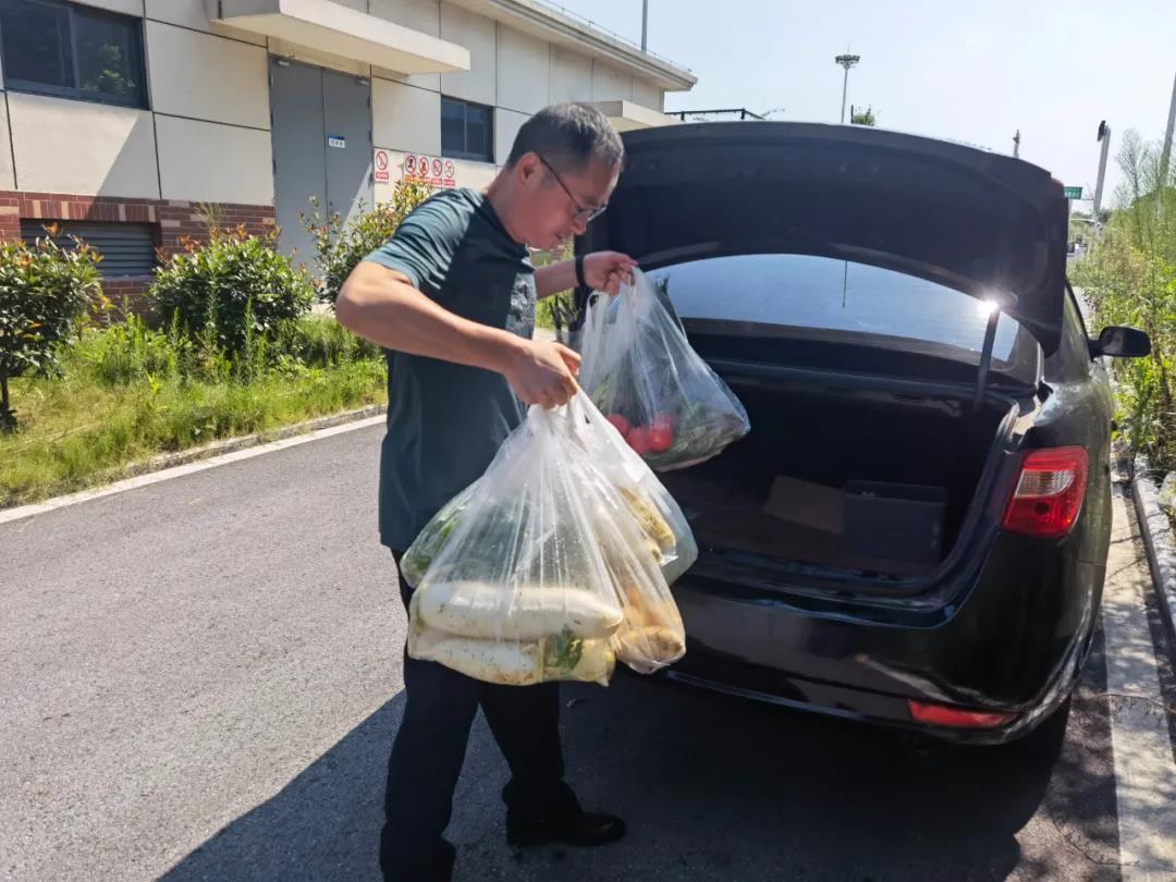 1631073318326055153.jpg 1631073318326055153.jpg