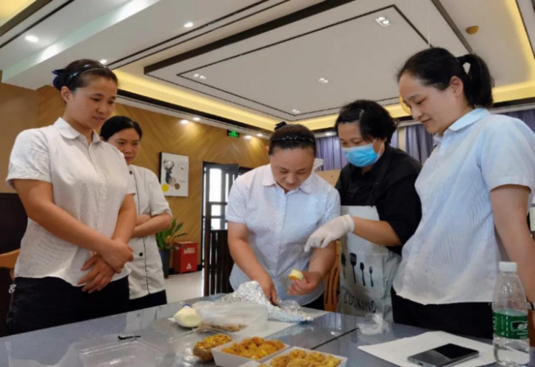 1631343089084004467.jpg 1631343089084004467.jpg