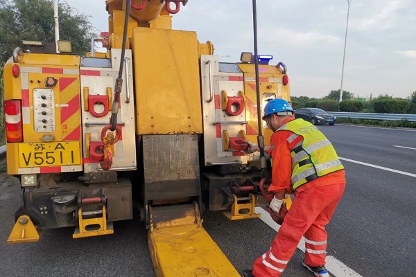 1631603570295037793.jpg 1631603570295037793.jpg