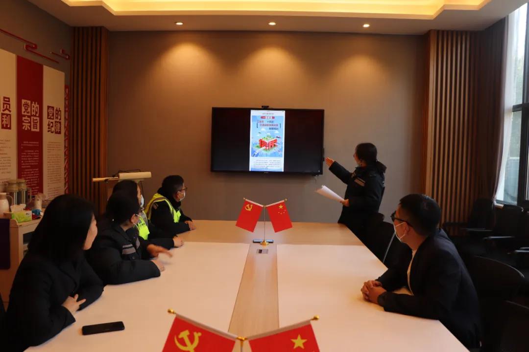 1637827678371060899.jpg 1637827678371060899.jpg