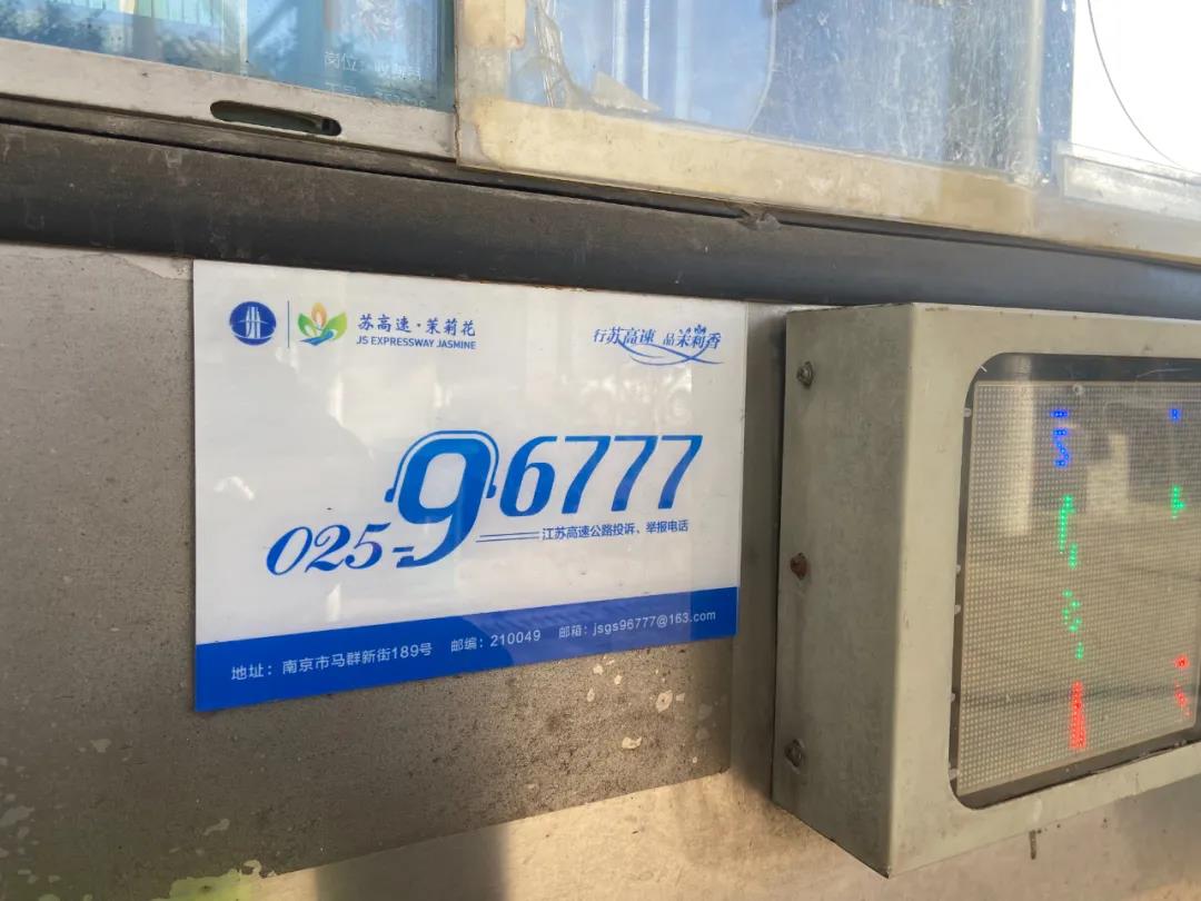 1637827714571037582.jpg 1637827714571037582.jpg