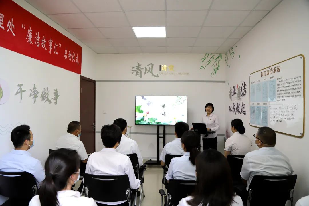 1655099894049064581.jpg 1655099894049064581.jpg