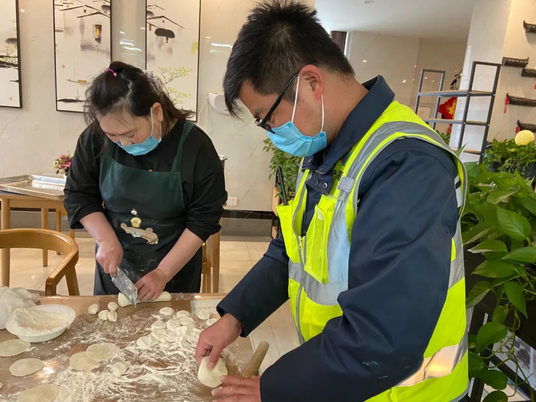 1656494428619605445.jpg 1656494428619605445.jpg