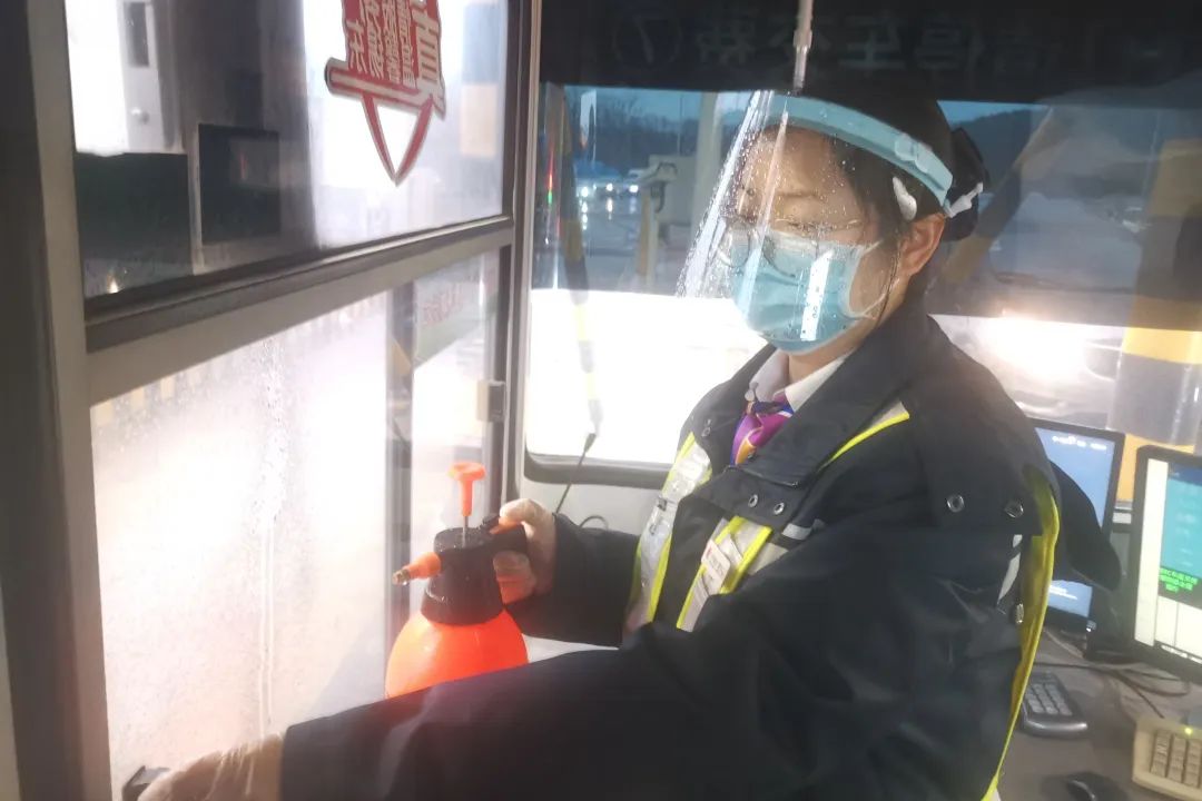 1657089725575012681.jpg 1657089725575012681.jpg