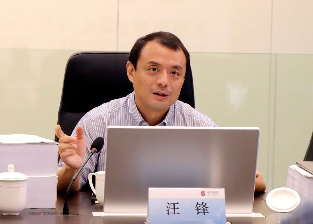 1658728794398006576.jpg 1658728794398006576.jpg