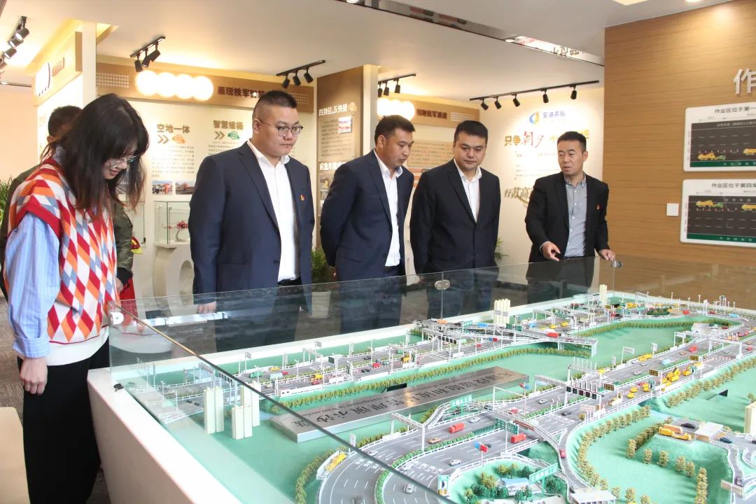 1671415618215080960.jpg 1671415618215080960.jpg