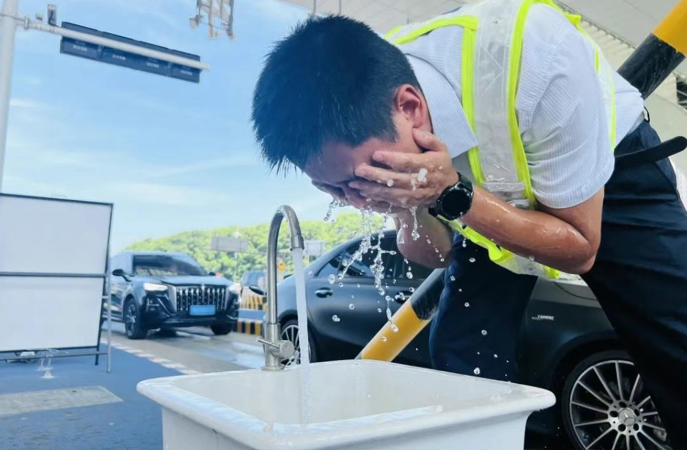 1752460486442050741.png Snipaste_2025-07-14_10-33-39.png